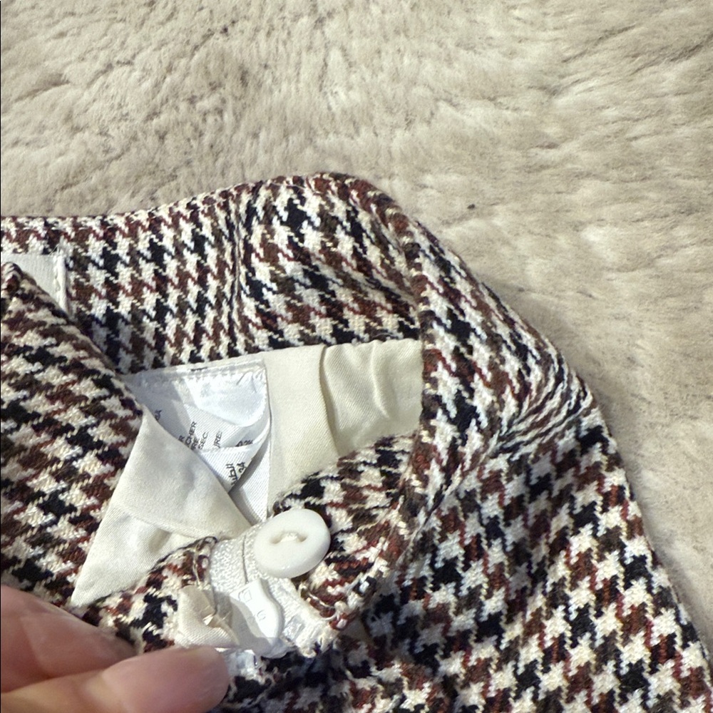 H&M Black and White Houndstooth Mini Skirt - Picture 4 of 9